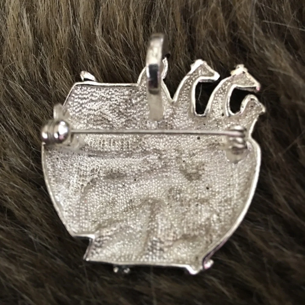 Vintage silver tone Noah’s ark pin brooch pendant
